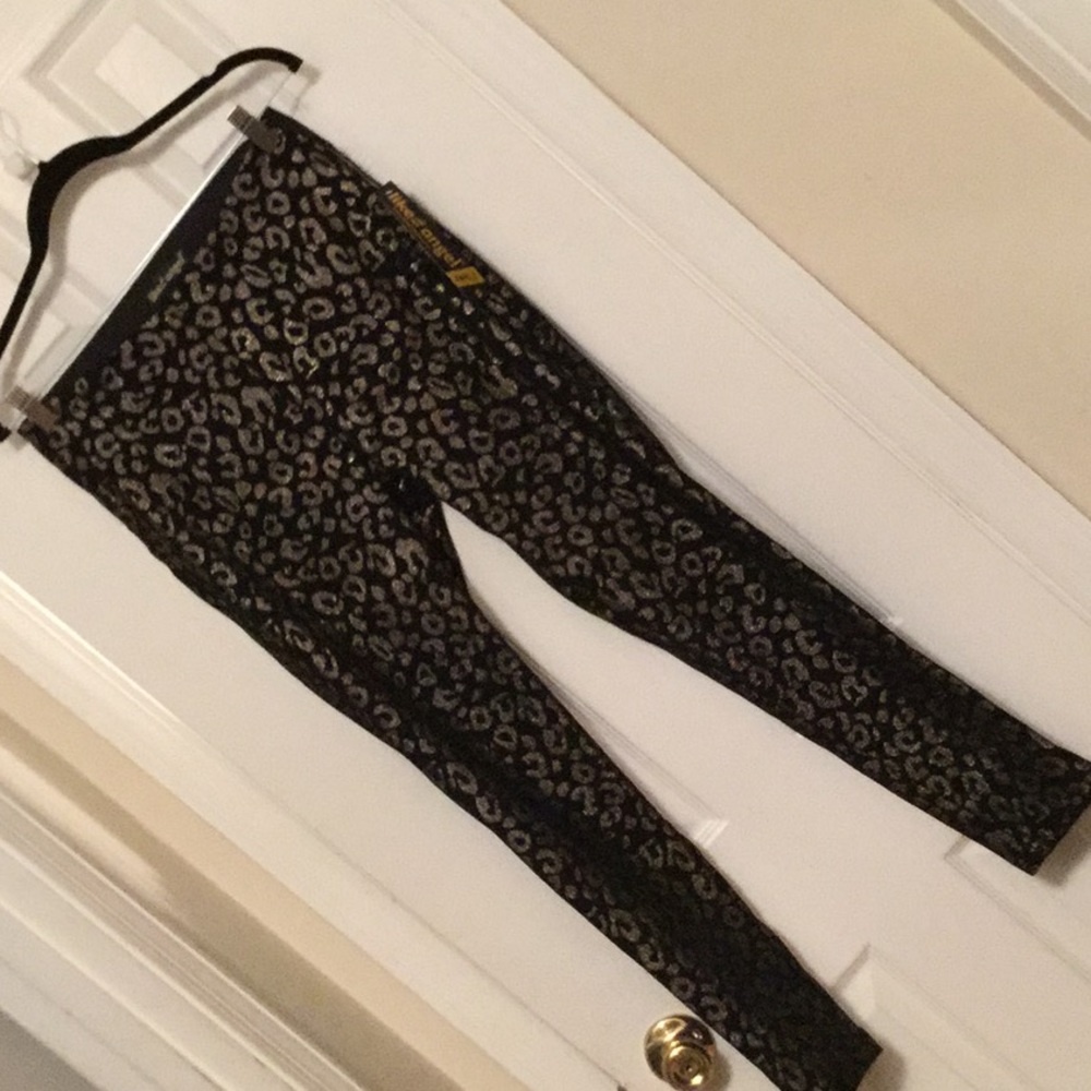 NWT ( Like An Angel ) Stretch Pants😇💚 4/$20